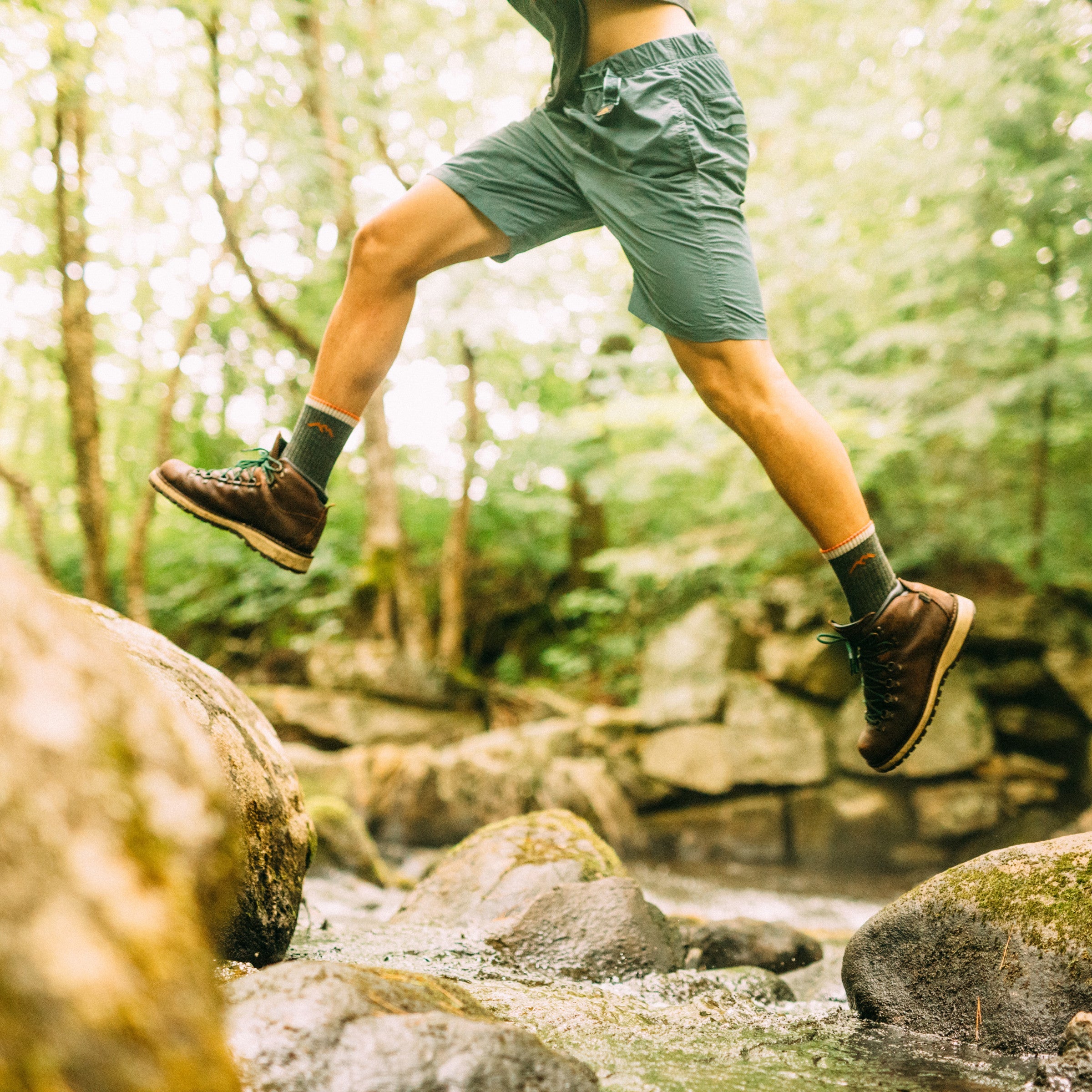 Darn Tough Hiker Micro Crew hiking socks with cushioning, Walnut