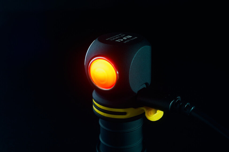 ArmyTek Elf C1 LED ръчен фенер студено бял захранване от акумулатор, 1000 lm, 1440 h, 56 g