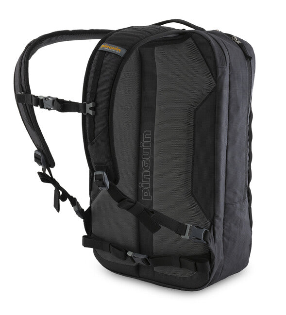 Pinguin Integral 30 раница Nylon, 30 L, черна