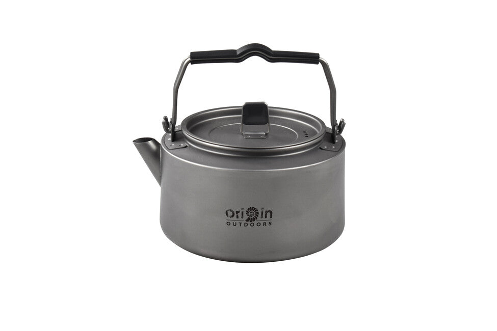 Origin Outdoors Camping Kettle титанова канва за чай/кафе със силиконови дръжки и ситко, 1,2 л