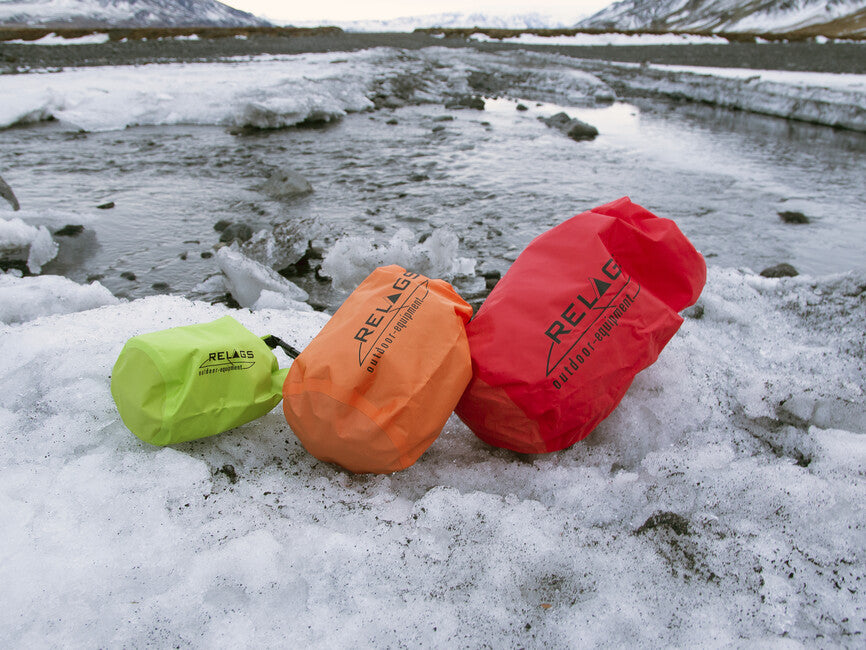 BasicNature 210T лека водоустойчива раница, 10 L, червена