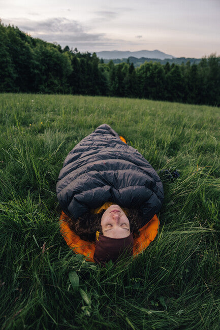 Patizon Multi Quilt 250 спален чувал L, черен/червен