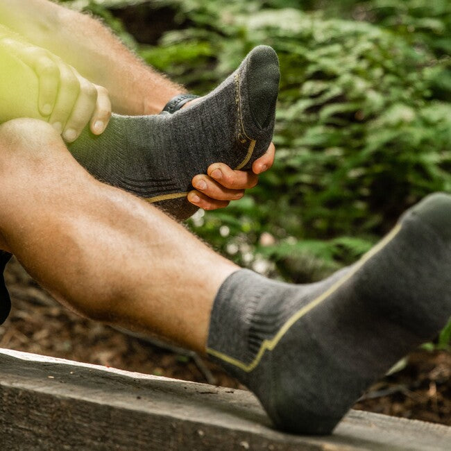 Darn Tough Hiker 1/4 Midweight κάλτσες πεζοπορίας με ενίσχυση, Taupe