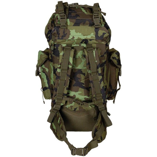 MFH MOLLE 65L раница, алуминиев прът, M95 CZ камо