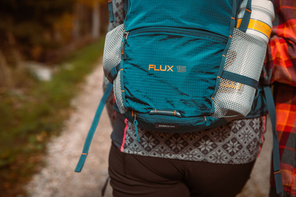 Pinguin Flux 15 раница, 15 L, черна