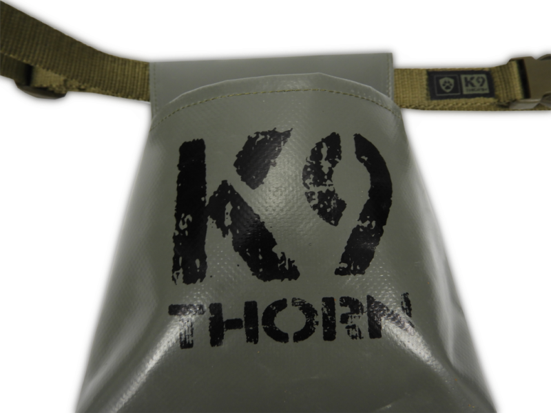 K9 Thorn торбичка за магнезий с колан отворена, маслинена