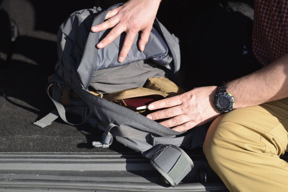 Helikon-Tex Insert вложка на пера Cordura, маслинено зелено