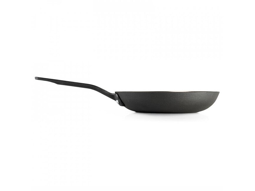 GSI Outdoors Guidecast чугунен тиган Frying Pan 203 mm