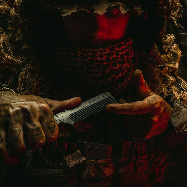 ANGRY BEARDS Combat Comb гребен за брада и мустаци