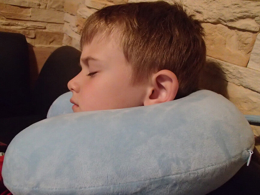 BasicNature Kids възглавница за врата, синя