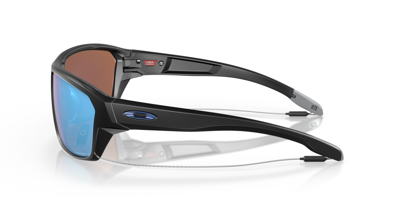 Oakley SPLIT SHOT слънчеви очила с рамка Matte Black и със стъкла Prizm Deep Water Polar 64