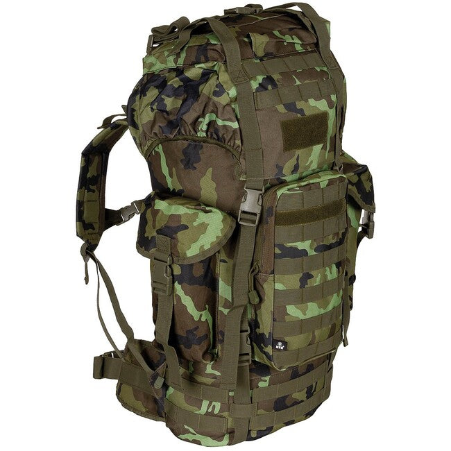 MFH MOLLE 65L раница, алуминиев прът, M95 CZ камо