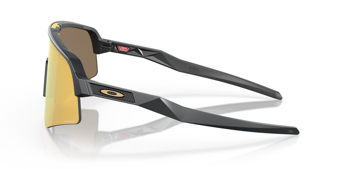 Oakley SUTRO LITE SWEEP слънчеви очила с рамка Matte Carbon и стъкла Prizm 24K