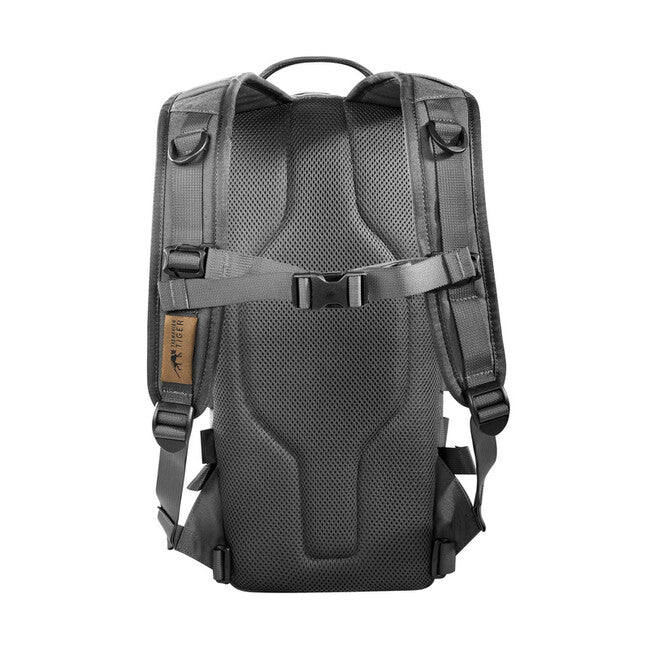Tasmanian Tiger Essential 9L раница, титаниев сив