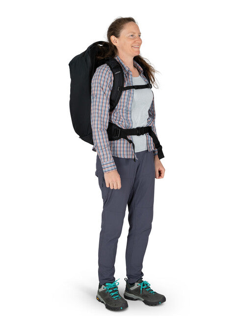 OSPREY FAIRVIEW 40 II пътна раница, черна