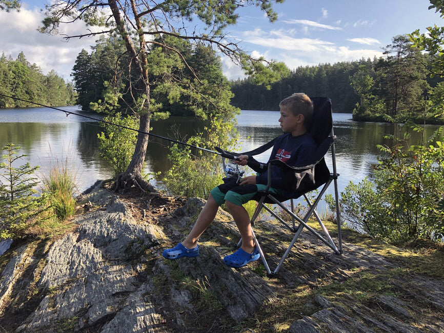 BasicNature Holiday сгъваемо кресло, черно