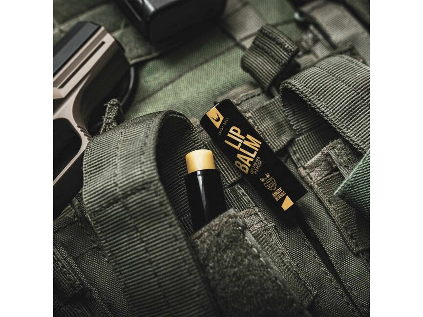 ANGRY BEARDS Енергизиращ Lip Balm Bull балсам за устни, 4,8 ml