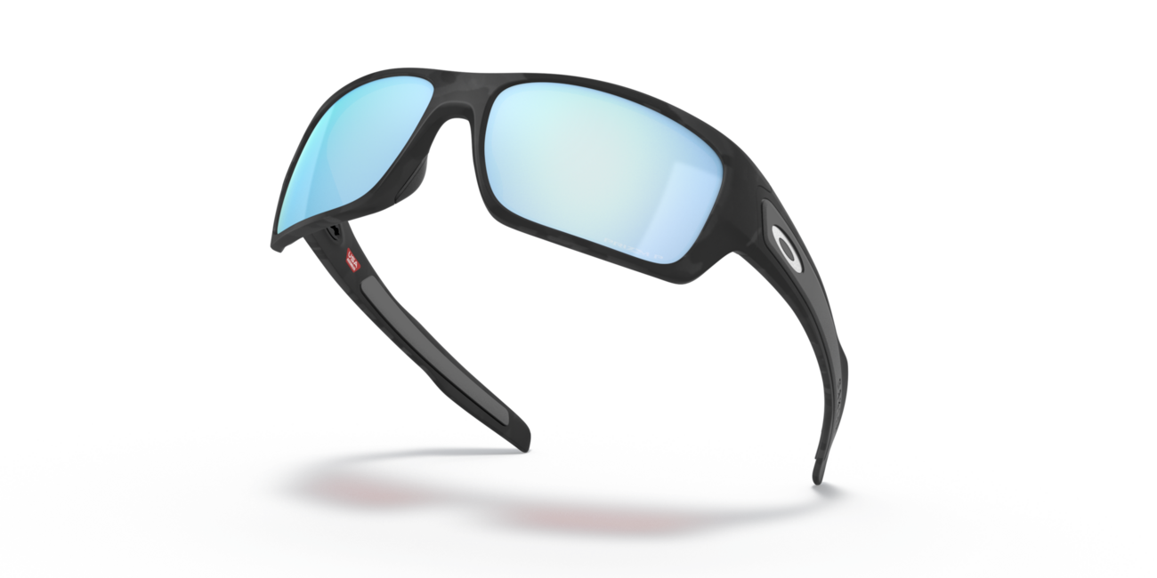 Oakley TURBINE слънчеви очила с рамка Matte Black Camo и лещи Prizm Deep Water Polar, 65