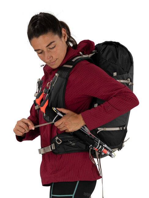 OSPREY TEMPEST VELOCITY 30 туристическа раница, тъмен антрацит/пясъчен пясъчен