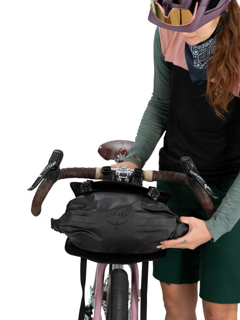 OSPREY ESCAPIST HANDLEBAR BAG чантичка за кръста на велосипед LARGE, черна