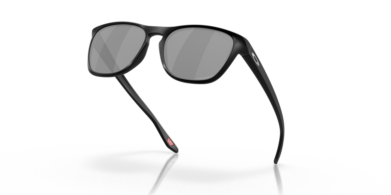 Слънчеви очила Oakley MANORBURN с рамка Matte Black и лещи Prizm Polarized, 56