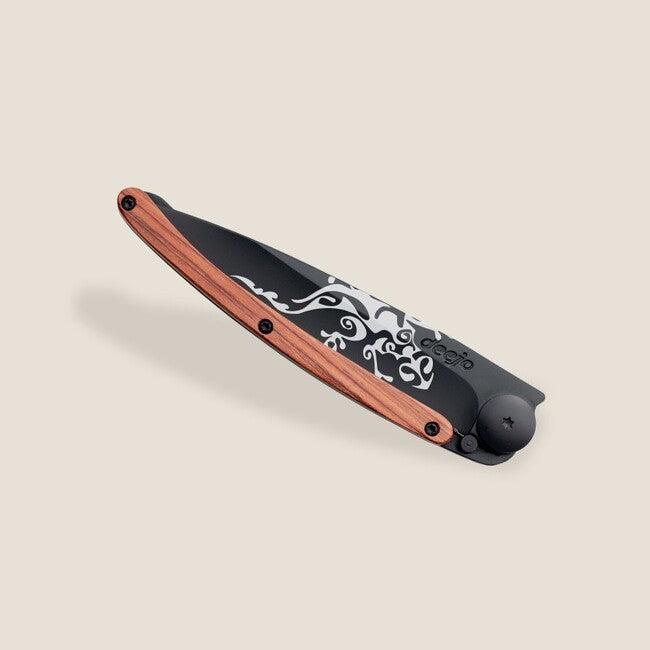 Deejo Tattoo джобен нож черно коралово дърво Gecko
