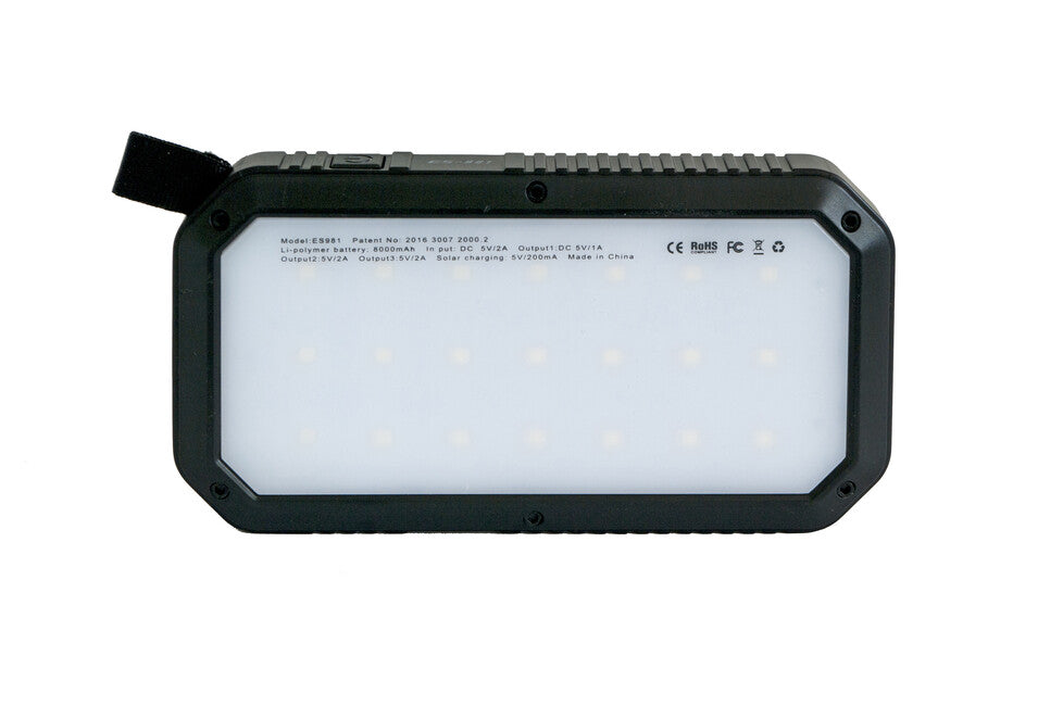 BasicNature Пауър банк 8K със слънчево зареждане и LED фенер, 8