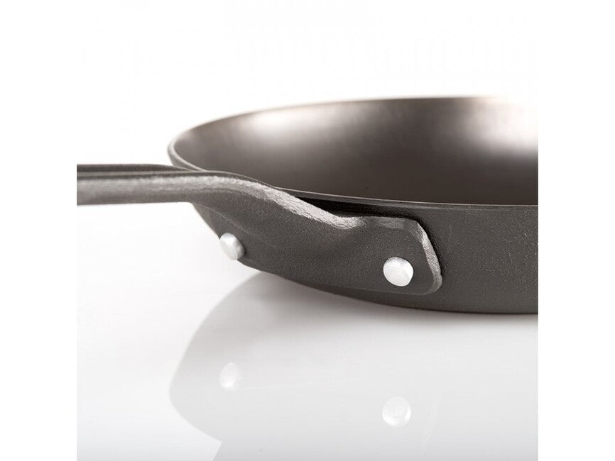 GSI Outdoors Guidecast чугунен тиган Frying Pan 254 mm