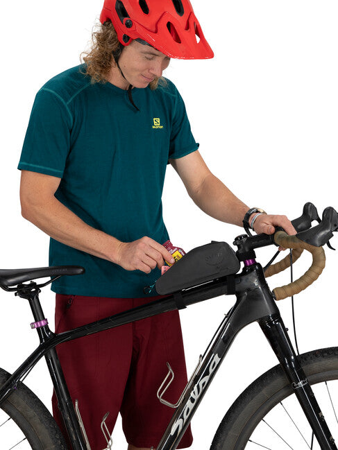 OSPREY ESCAPIST TOP TUBE BAG торбичка за рамката на велосипеда, черна