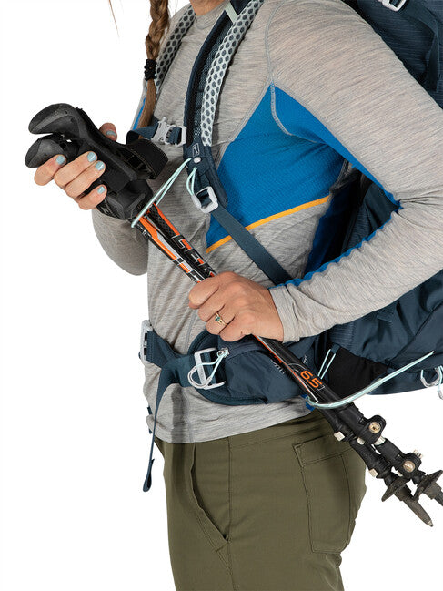 OSPREY SIRRUS 44 туристическа раница, приглушено космическо син