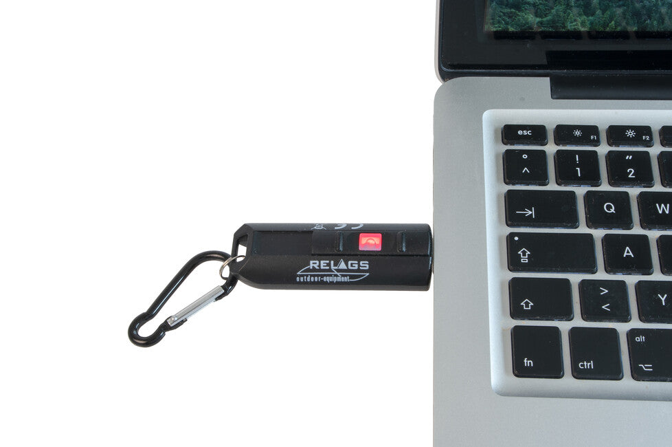 BasicNature USB LED ключодържател, черен