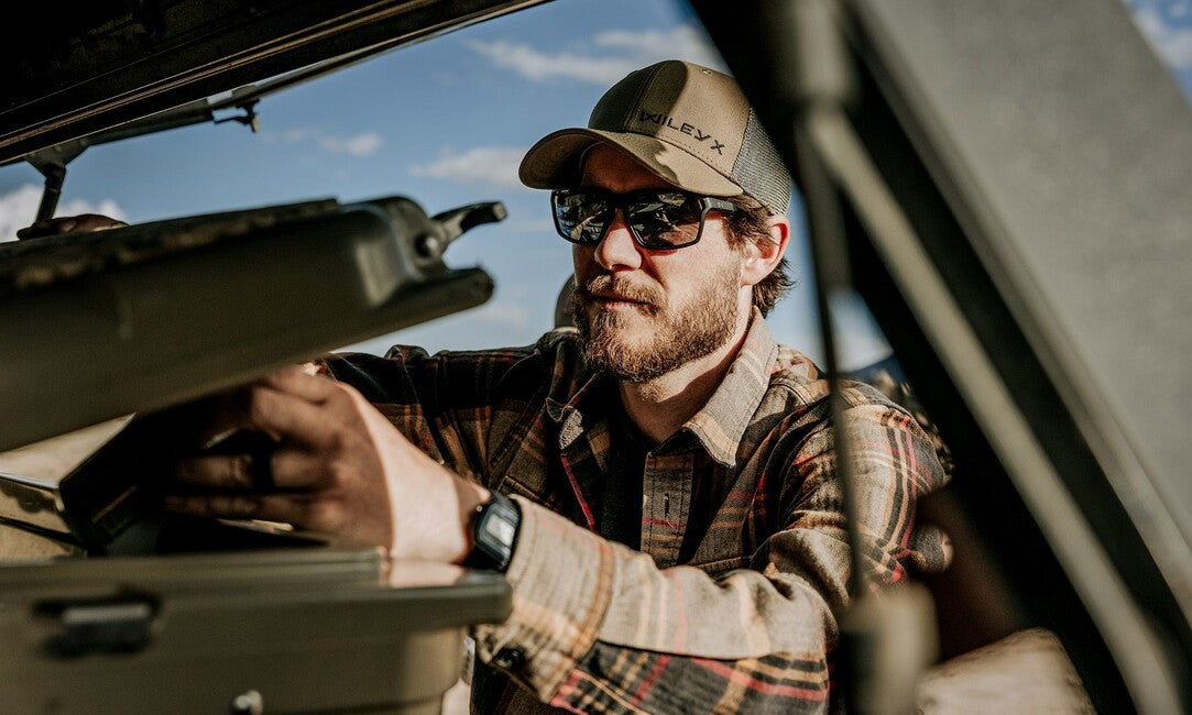 Wiley X Sierra слънчеви очила Captivate Polarized, мат черни, черни огледални