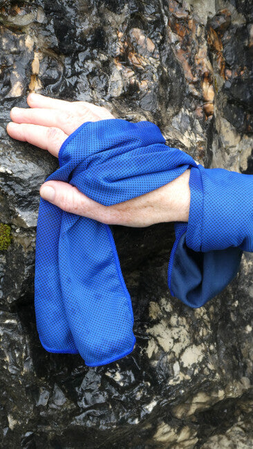 BasicNature CoolSport Sport Towel кърпа, синя, 30 x 100 cm