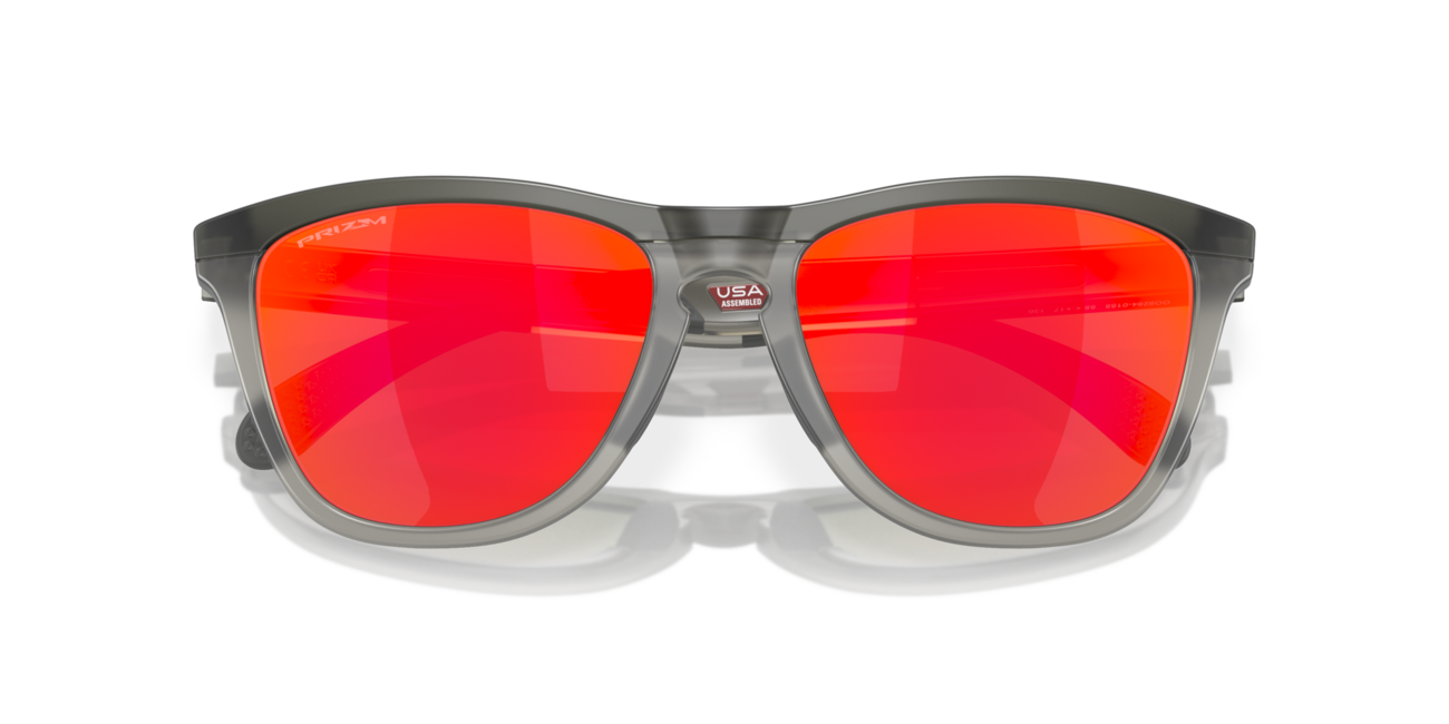 Oakley FROGSKINS RANGE слънчеви очила със сива матова рамка/сив дим и с лещи Prizm Ruby 55