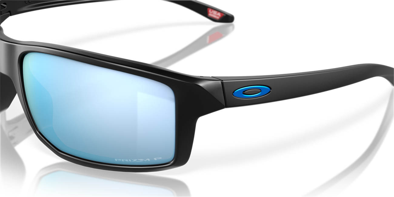 Oakley GIBSTON слънчеви очила с рамка Matte Black и стъкла Prizm Deep Water Polar, 61