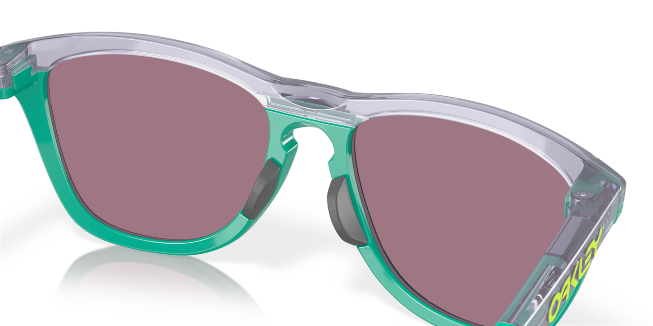 Oakley FROGSKINS RANGE слънчеви очила с рамка Trans Lilac/Celeste и лещи Prizm Jade, 55