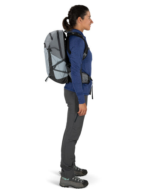 OSPREY TEMPEST PRO 20 туристическа раница, сребрист подплата