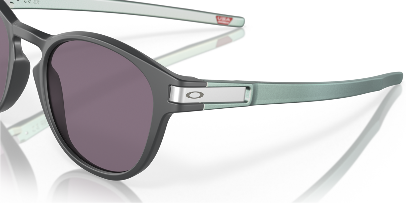 Oakley LATCH слънчеви очила с рамка Matte Carbon и стъкла Prizm Grey, 53