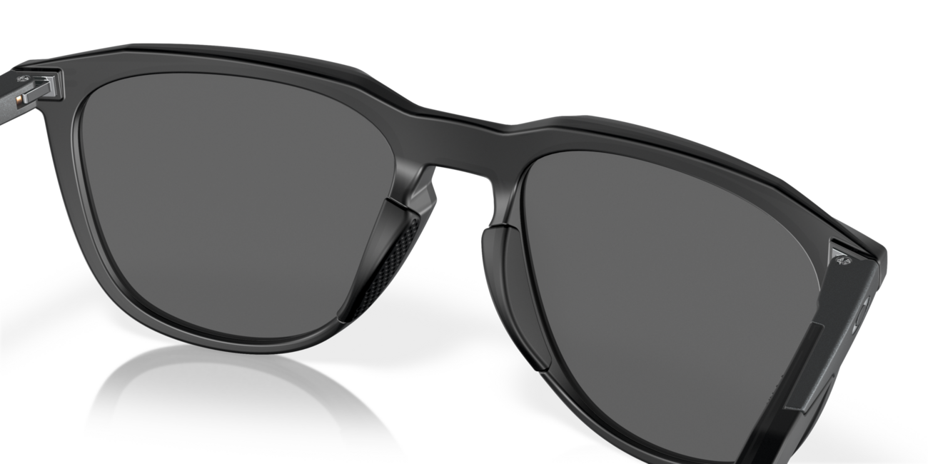 Oakley THURSO слънчеви очила с рамка Matte Black Ink и със стъкла Prizm, 54