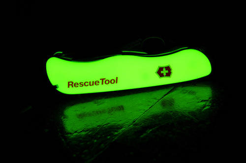 Victorinox Rescue Tool джобен нож рефлексен жълт 111mm с калъф