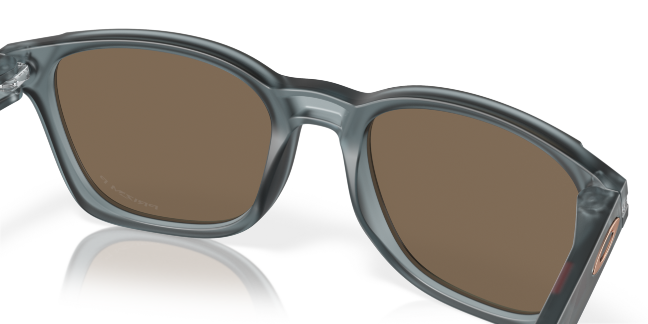 Oakley OJECTOR слънчеви очила с рамка Matte Crystal Black и стъкла Prizm Rose Gold Polar, 55