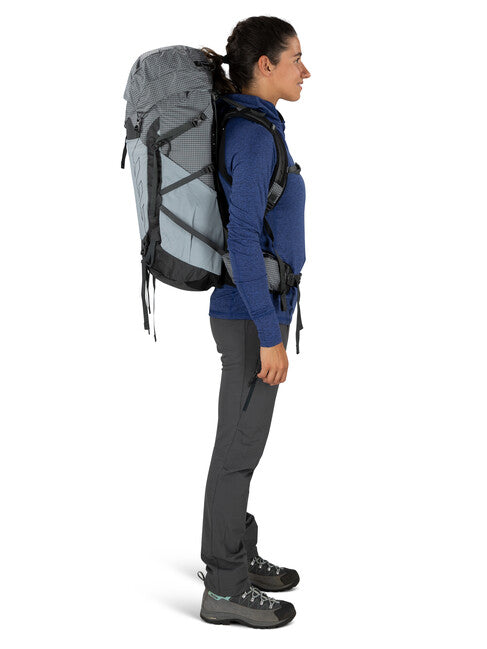 OSPREY TEMPEST PRO 40 туристическа раница, сребрист подплата
