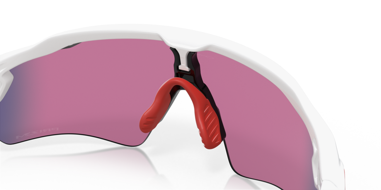 Oakley RADAR EV PATH слънчеви очила с рамка Polished White и със стъкла Prizm Road