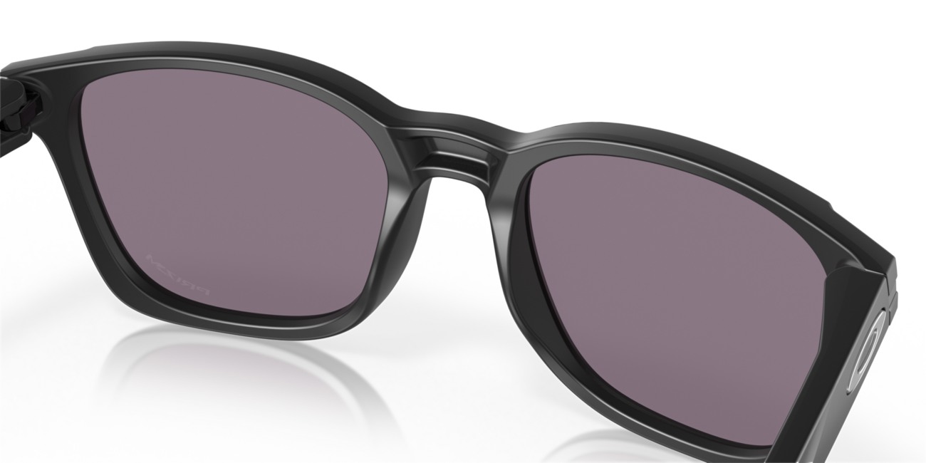 Oakley OJECTOR слънчеви очила с рамка Matte Black и със стъкла Prizm Grey, 55
