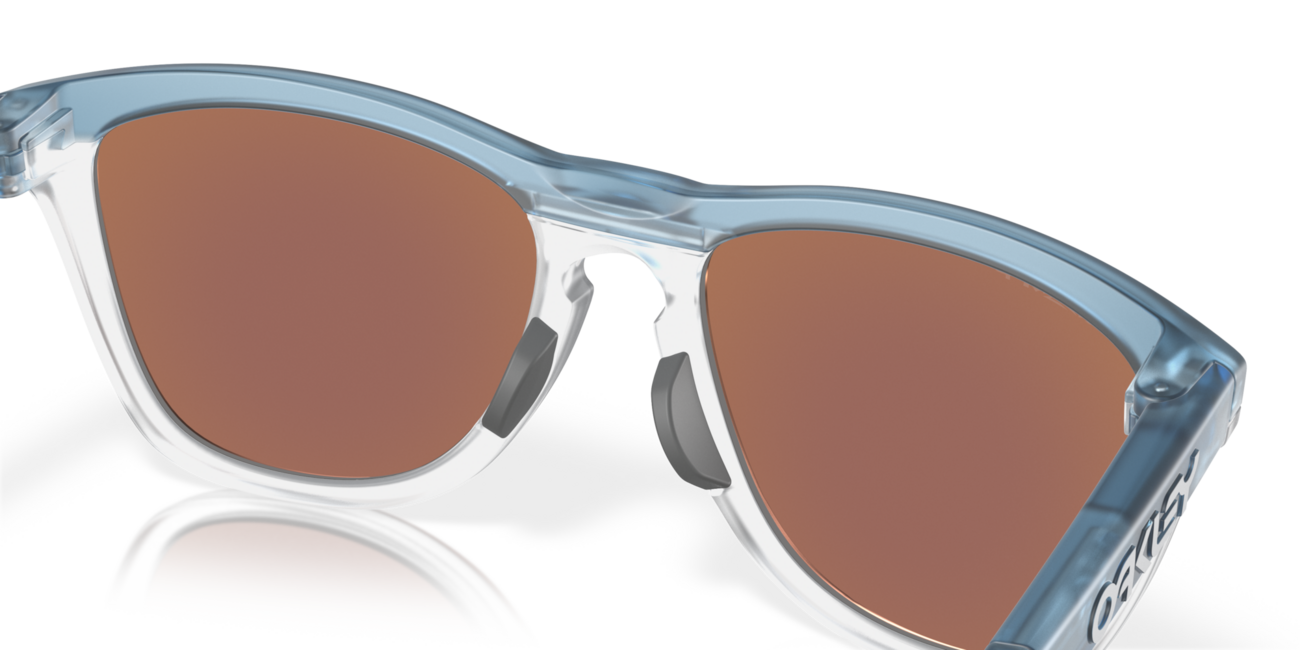 Oakley FROGSKINS RANGE слънчеви очила с рамка Trans каменно пране/прозрачен и со стъкла Prizm Deep Water Polarized, 55