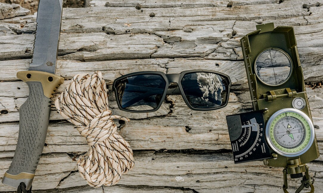 Wiley X Sierra слънчеви очила Captivate Polarized, мат черни, черни огледални
