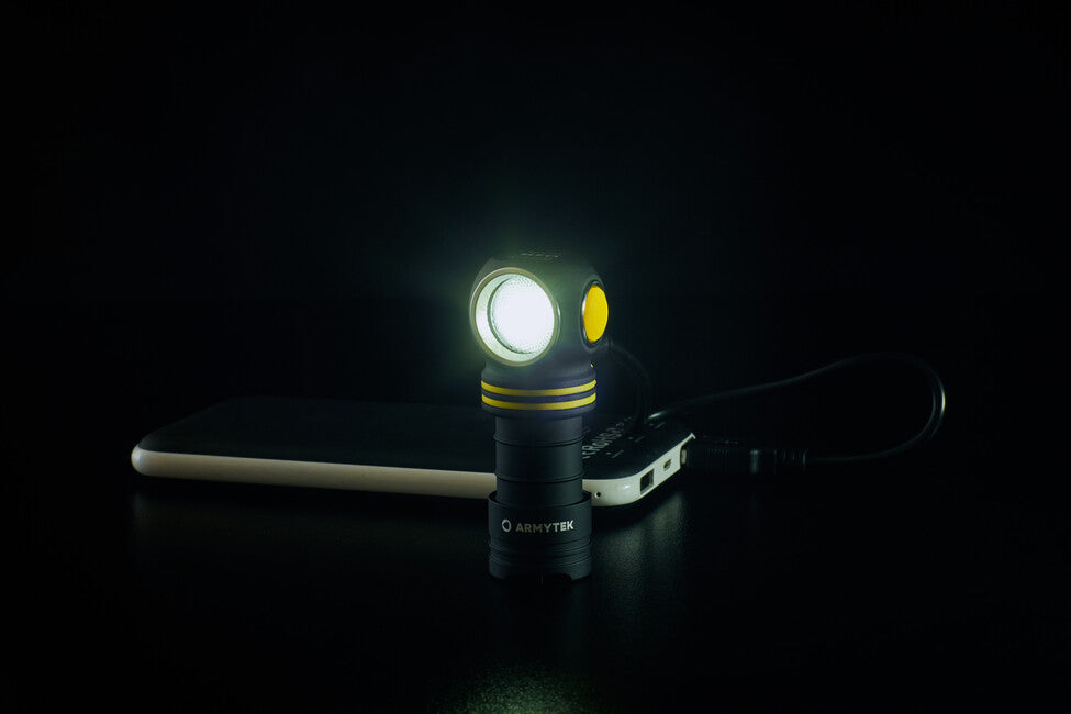 ArmyTek Elf C1 LED ръчен фенер студено бял захранване от акумулатор, 1000 lm, 1440 h, 56 g