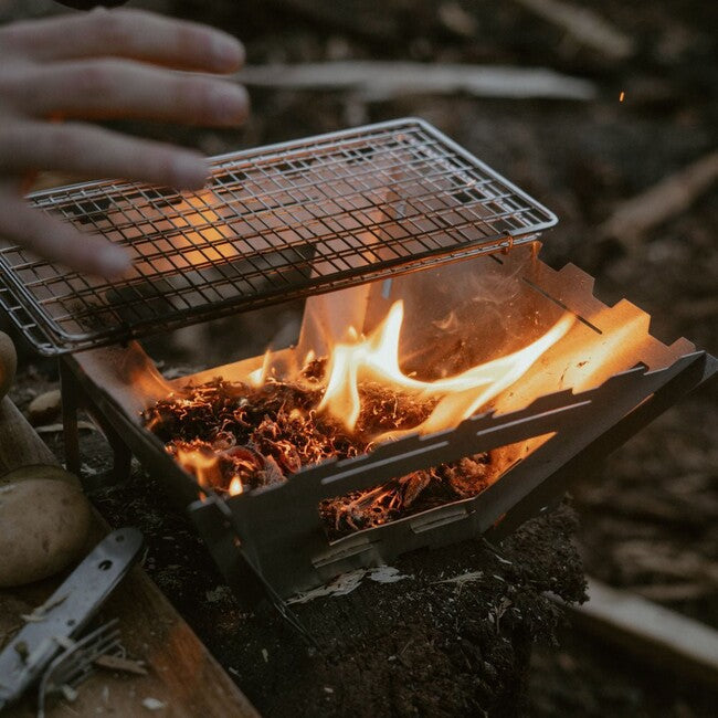 Fire Maple Maverick сгъваемо огнище за дърва с грил, подставка и 4 панела