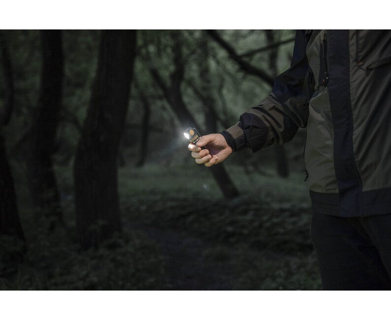 ArmyTek Elf C2 USB-C фенер за глава с LED ръчен фенер топла бяла 1023 lm с батерия
