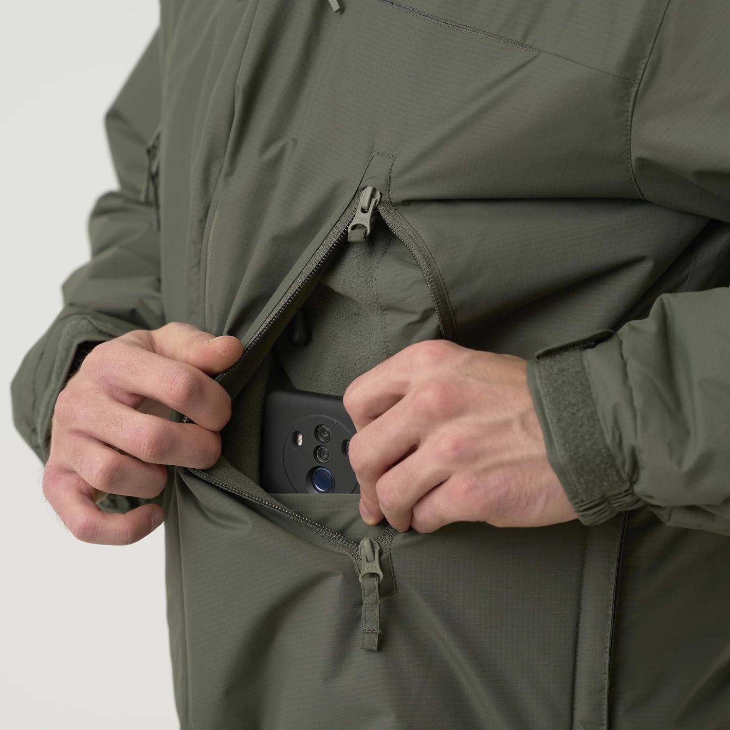 Helikon-Tex HUSKY Tactical bunda, čierna – detail 3